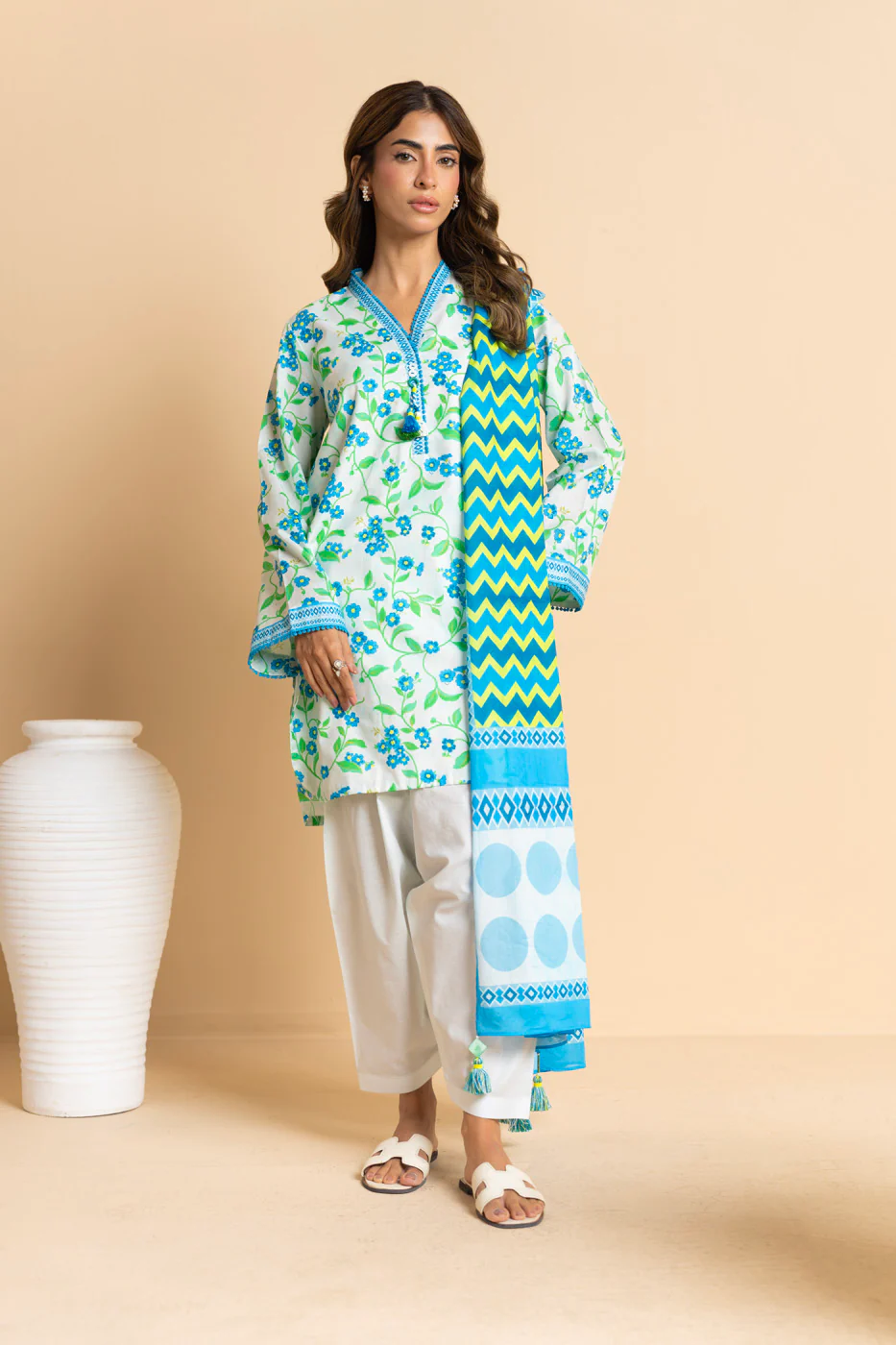 Unstitched New in